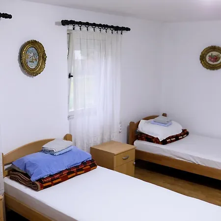 Apartment Green Kursumlija